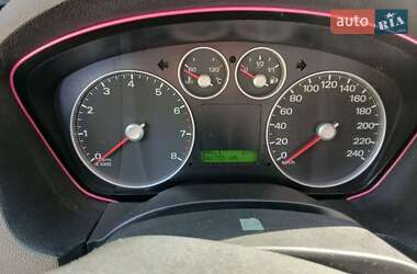 Мінівен Ford Focus C-Max 2004 в 