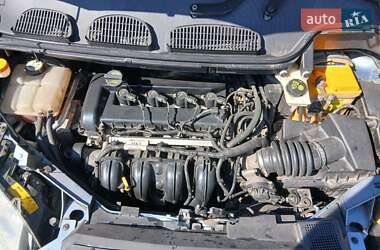 Мінівен Ford Focus C-Max 2004 в 