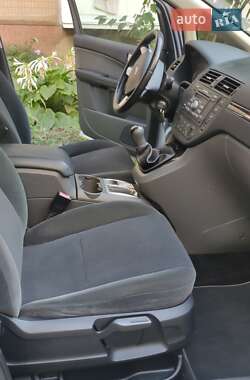 Мінівен Ford Focus C-Max 2006 в 
