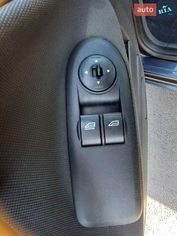 Мінівен Ford Focus C-Max 2008 в Києві