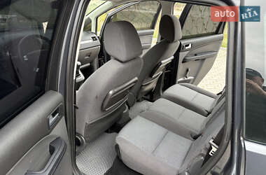 Мінівен Ford Focus C-Max 2005 в 