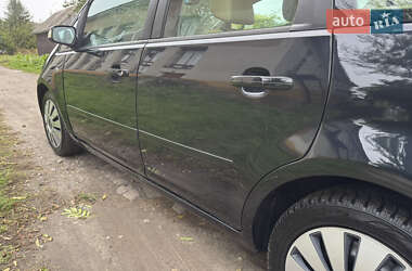 Мінівен Ford Focus C-Max 2005 в 