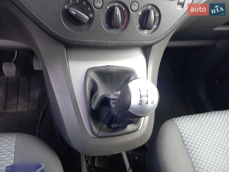 Мінівен Ford Focus C-Max 2005 в Черкасах