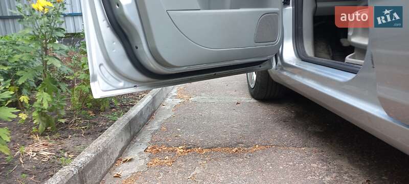 Мінівен Ford Focus C-Max 2004 в Бердичеві фото 6 Мінівен Ford Focus C-Max 2004 в Бердичеві