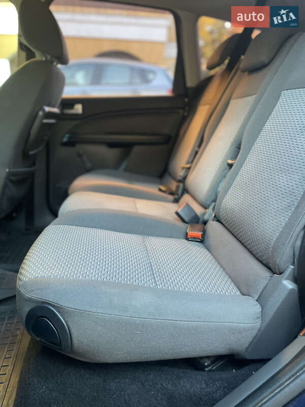 Минивэн Ford Focus C-Max 2004 в Львове