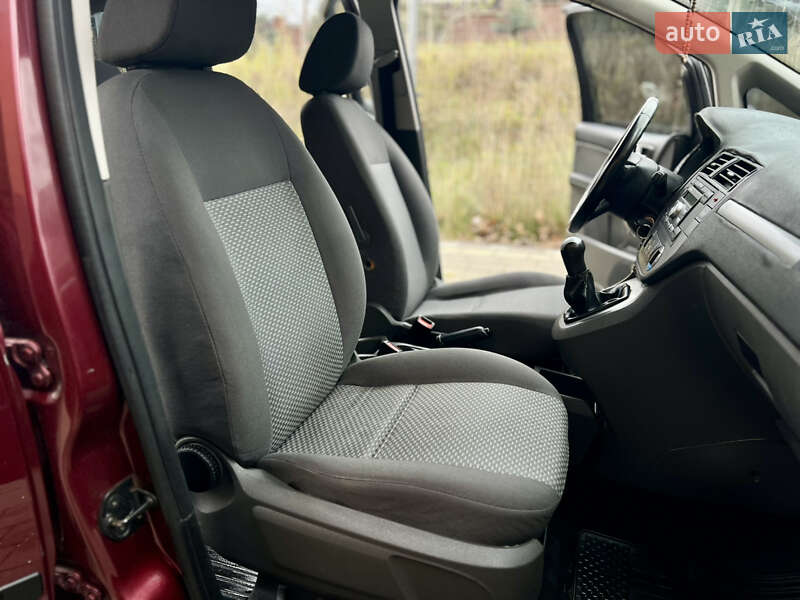 Минивэн Ford Focus C-Max 2004 в Ивано-Франковске