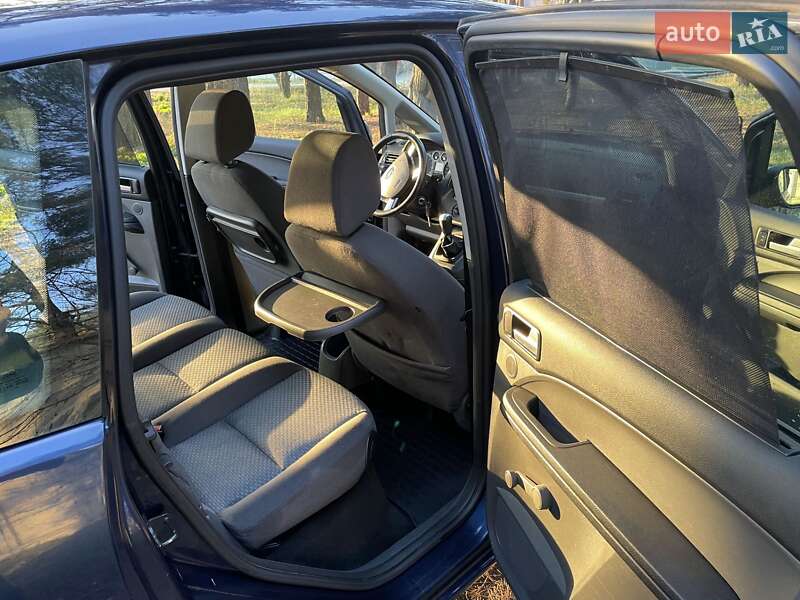 Мінівен Ford Focus C-Max 2006 в Києві