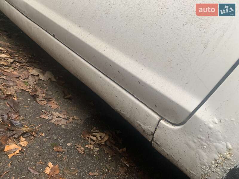 Минивэн Ford Focus C-Max 2003 в Луцке