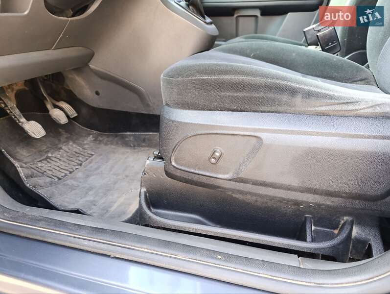 Минивэн Ford Focus C-Max 2006 в Черновцах