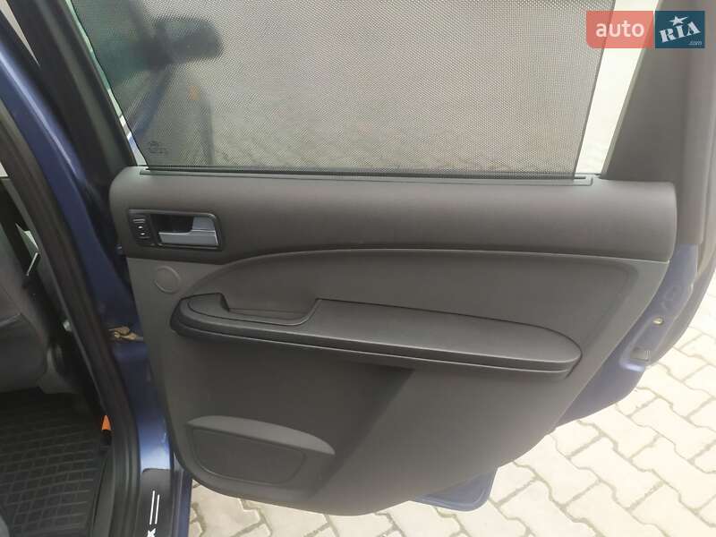 Минивэн Ford Focus C-Max 2005 в Хмельницком