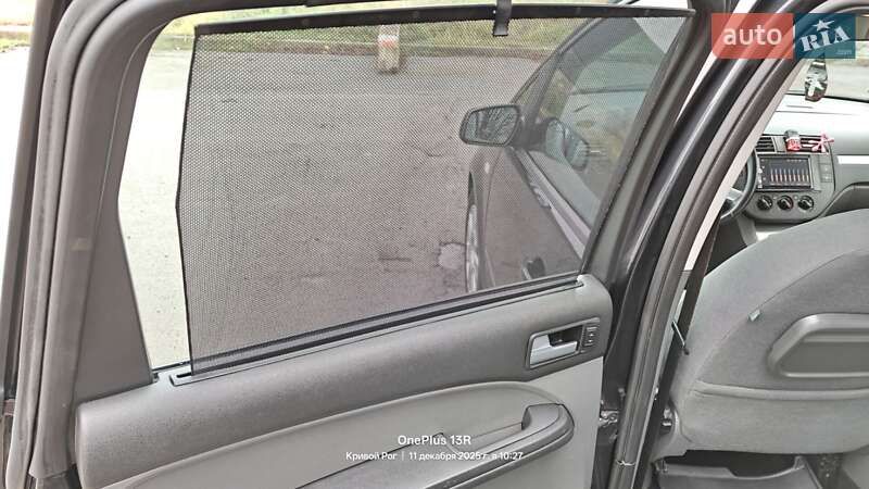 Мінівен Ford Focus C-Max 2006 в Кривому Розі фото 19 Мінівен Ford Focus C-Max 2006 в Кривому Розі