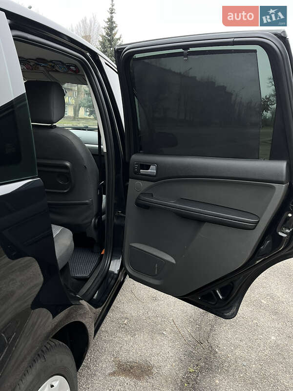 Минивэн Ford Focus C-Max 2005 в Никополе