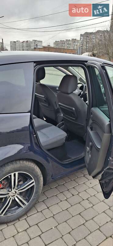 Минивэн Ford Focus C-Max 2005 в Хмельницком
