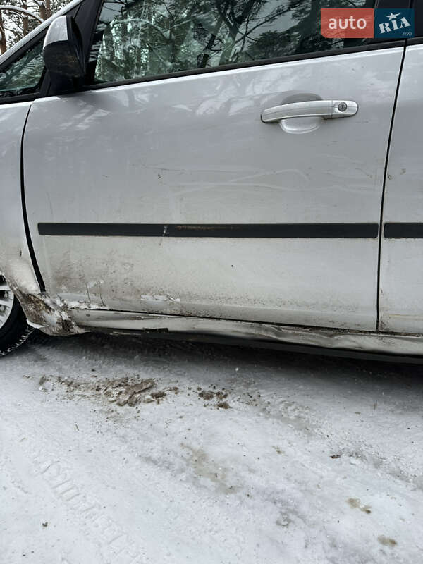 Минивэн Ford Focus C-Max 2005 в Староконстантинове фото 8 Минивэн Ford Focus C-Max 2005 в Староконстантинове