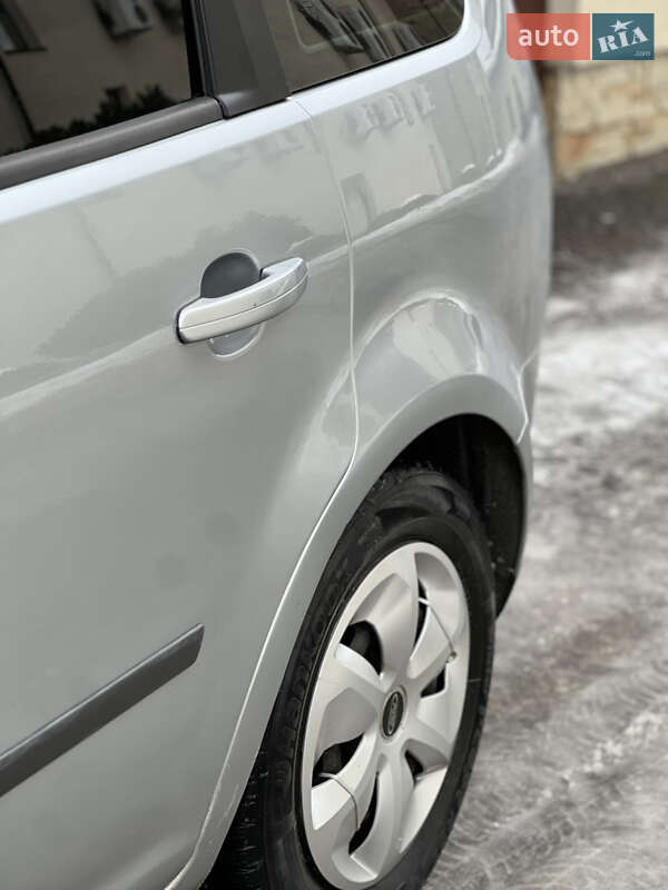 Минивэн Ford Focus C-Max 2004 в Жовкве