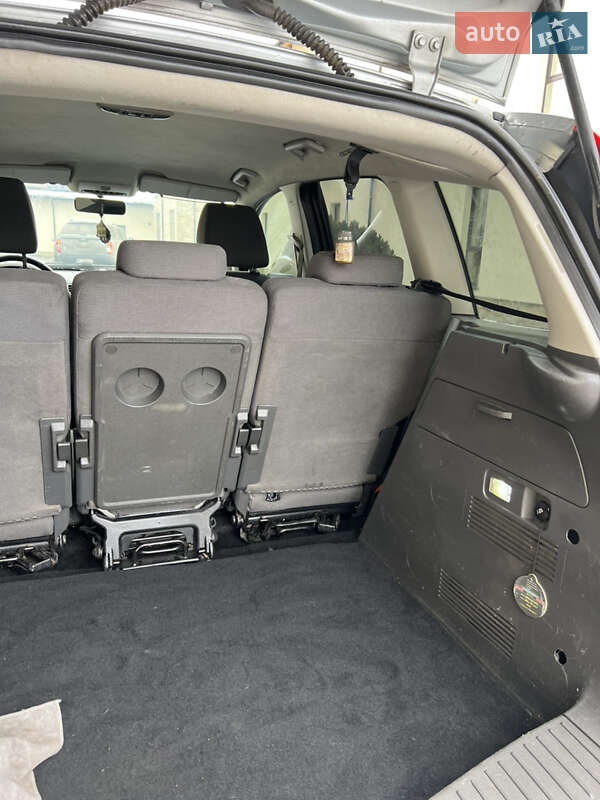 Минивэн Ford Focus C-Max 2004 в Жовкве