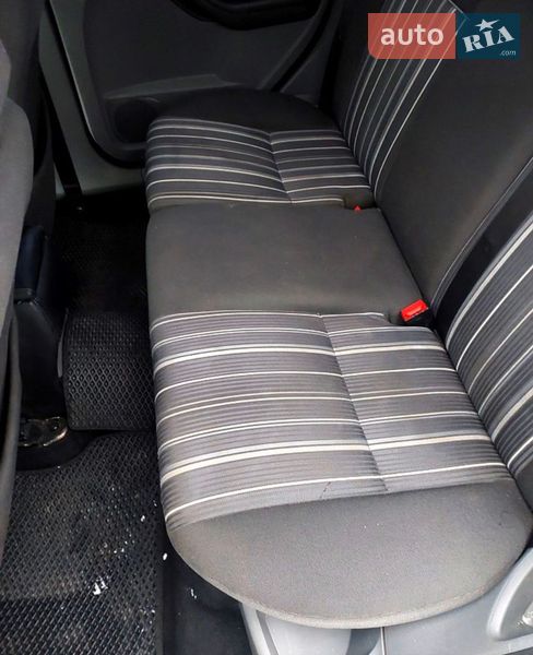 Минивэн Ford Focus C-Max 2009 в Богодухове