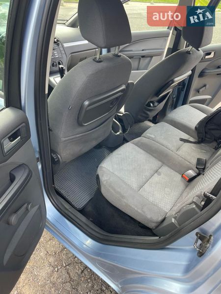 Минивэн Ford Focus C-Max 2005 в Долине