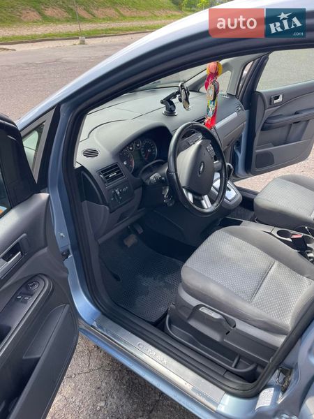 Минивэн Ford Focus C-Max 2005 в Долине