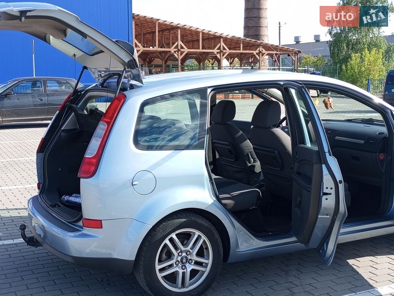 Минивэн Ford Focus C-Max 2003 в Нововолынске