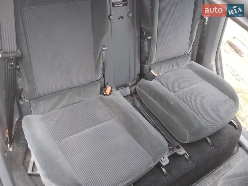 Минивэн Ford Focus C-Max 2004 в Сокале