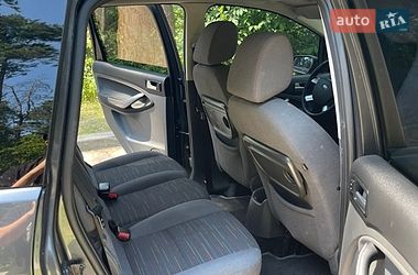 Минивэн Ford Focus C-Max 2008 в Новояворовске