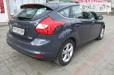 Хэтчбек Ford Focus 2014 в Сумах