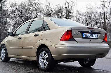 Седан Ford Focus 2001 в Горишних Плавнях