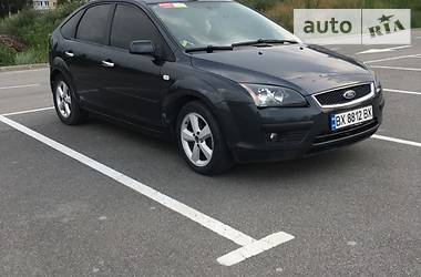 Хэтчбек Ford Focus 2006 в Каменец-Подольском