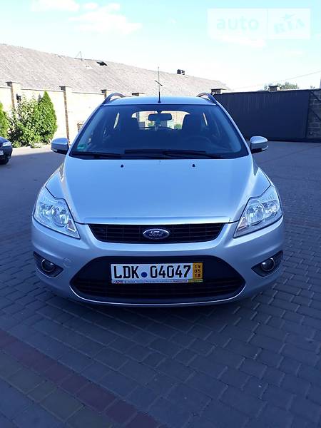 Универсал Ford Focus 2010 в Нововолынске