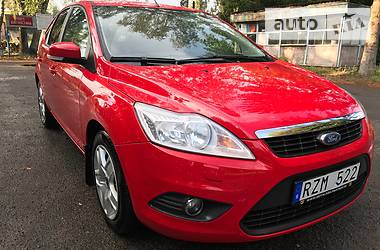 Хэтчбек Ford Focus 2011 в Радивилове