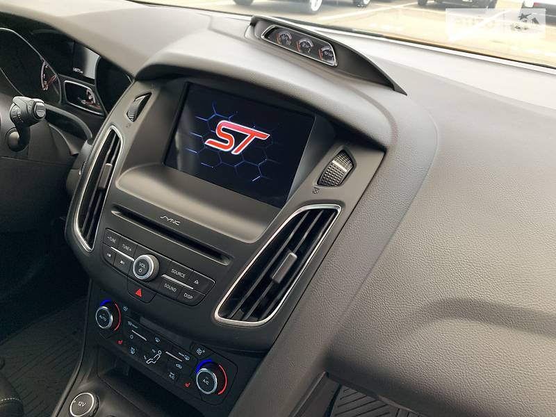 Хетчбек Ford Focus 2017 в Києві