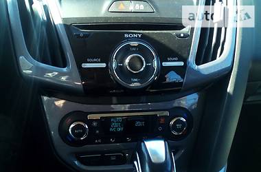 Седан Ford Focus 2014 в 