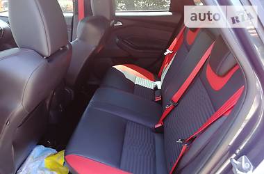 Седан Ford Focus 2012 в 