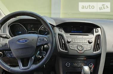 Седан Ford Focus 2016 в Днепре