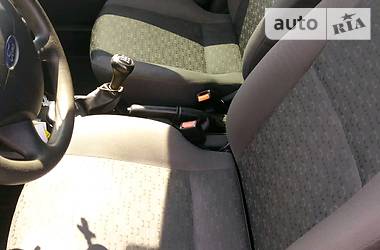 Хэтчбек Ford Focus 2002 в 
