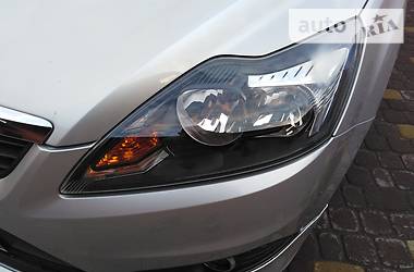 Хетчбек Ford Focus 2010 в 