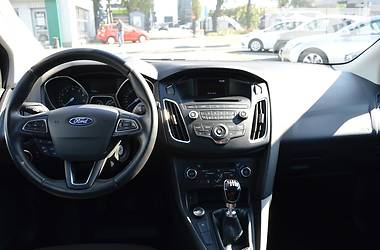 Хэтчбек Ford Focus 2016 в Киеве