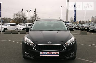 Хэтчбек Ford Focus 2015 в Киеве