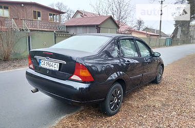 Седан Ford Focus 2001 в Буче