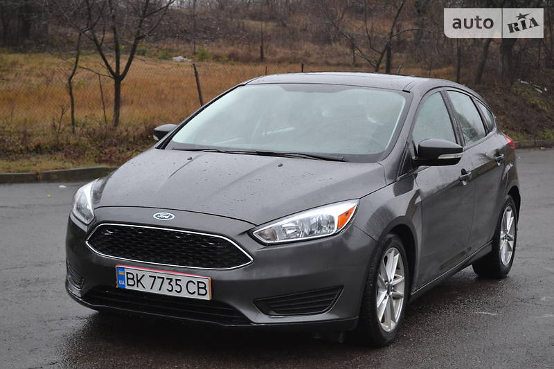 Хэтчбек Ford Focus 2015 в 