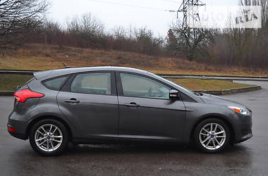 Хэтчбек Ford Focus 2015 в 