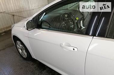 Хетчбек Ford Focus 2013 в 