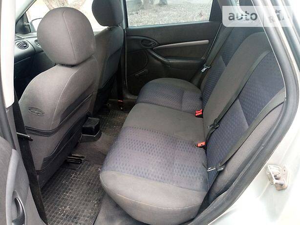 Універсал Ford Focus 2000 в Дніпрі