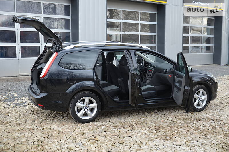 Універсал Ford Focus 2010 в Трускавці