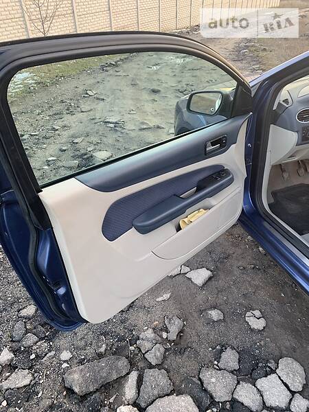 Хэтчбек Ford Focus 2006 в Харькове