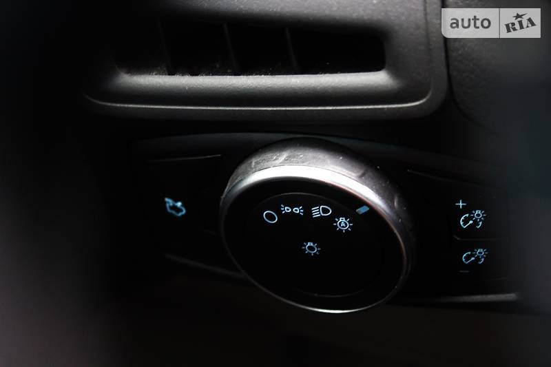 Седан Ford Focus 2015 в Одесі