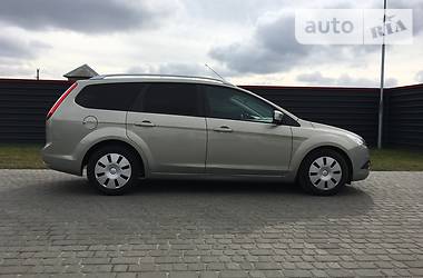 Универсал Ford Focus 2010 в 
