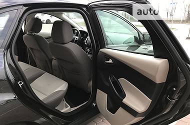 Седан Ford Focus 2013 в 