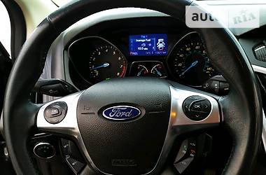 Седан Ford Focus 2013 в 